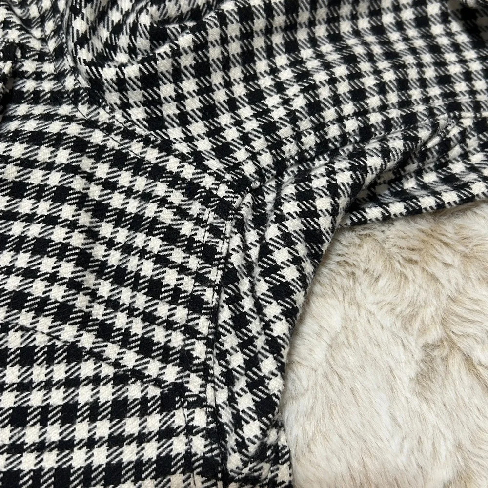 Duluth Trading Co Folklore Button-Front flannel- plaid  Print size large - Picture 12 of 12